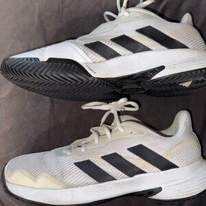 ADIDAS WHITE TENNIS SHOES SIZE 10 - MENS